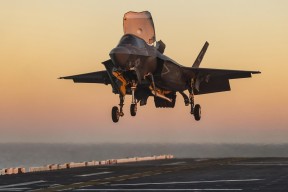 开云官方网站-中国男篮开展专项技能训练提升关键技术能力，男篮训练计划